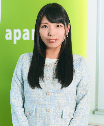 石塚 由奈